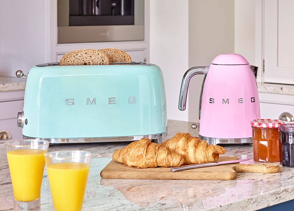 KETTLES & TOASTERS