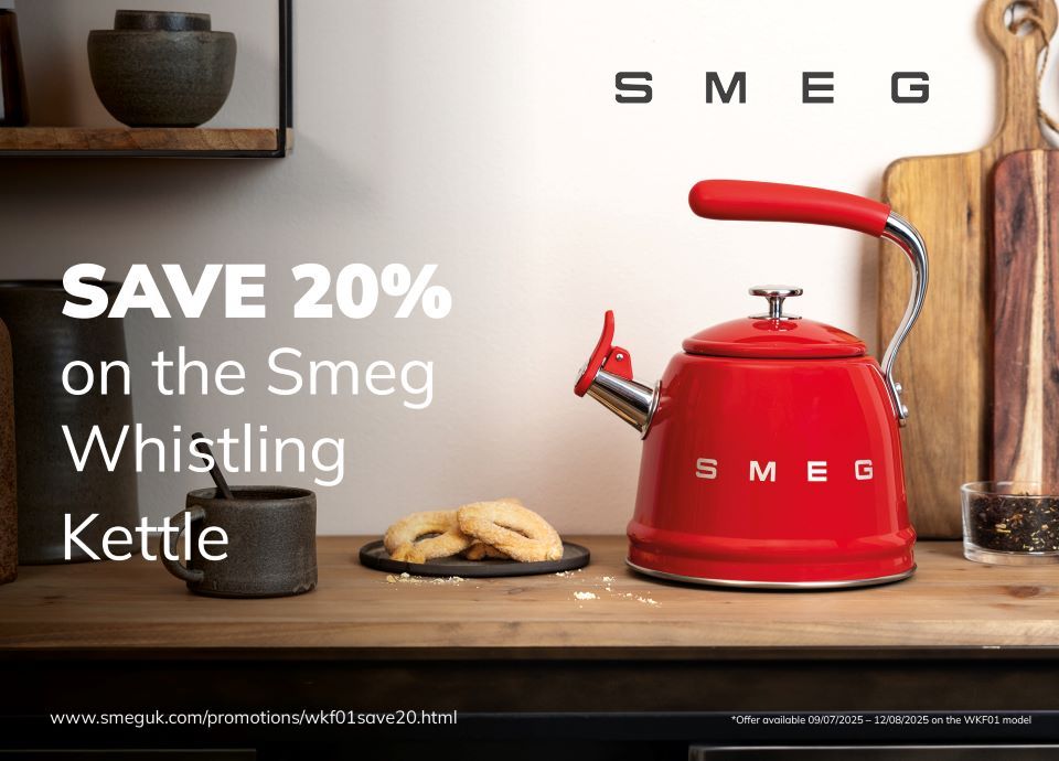 SMEG WHISTLING KETTLE WITH SAVE 20%