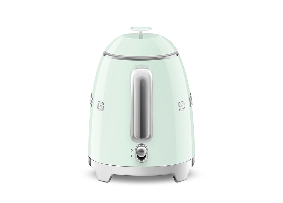  Smeg KLF05 pastel green mini kettle