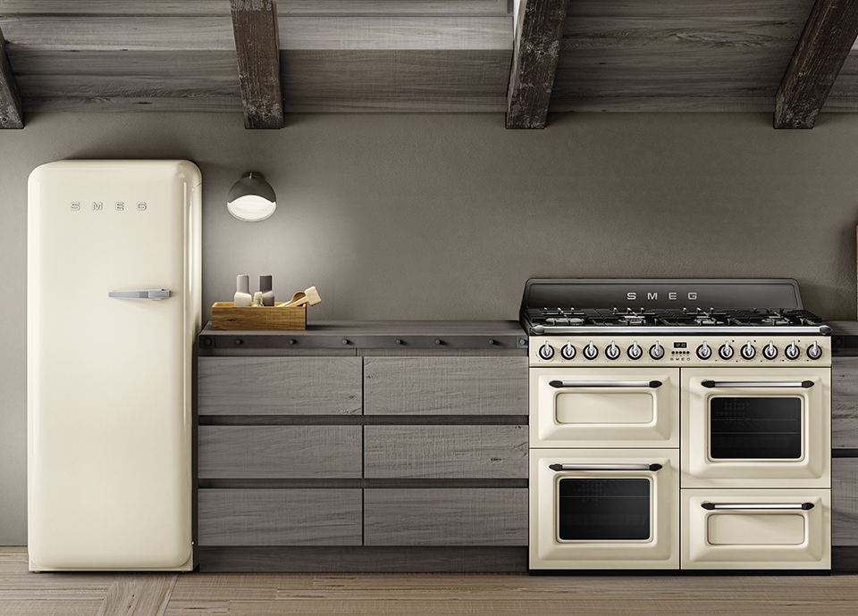 Piano de cuisson Victoria crème Smeg