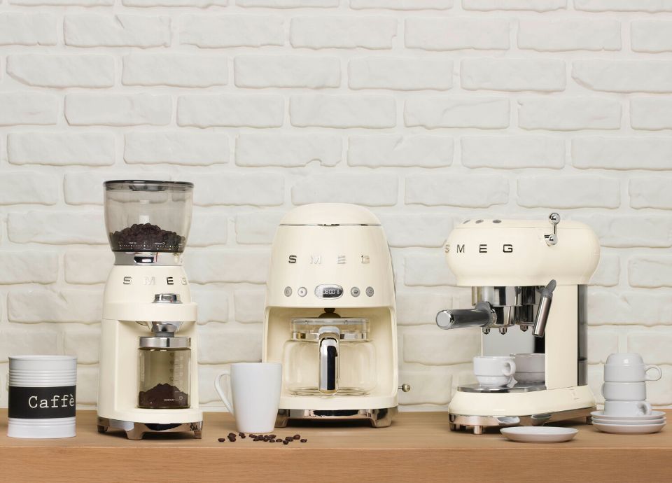 Smeg coffee grinder